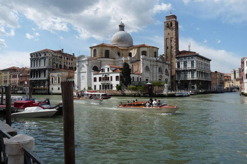A "crossroads" in Venice
