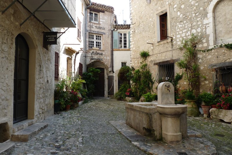 A courtyard inside the city