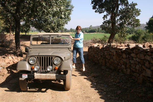 Jeeps in western Rajasthan
