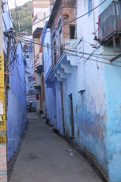 Purple-washed houses, Bundi, Rajasthan