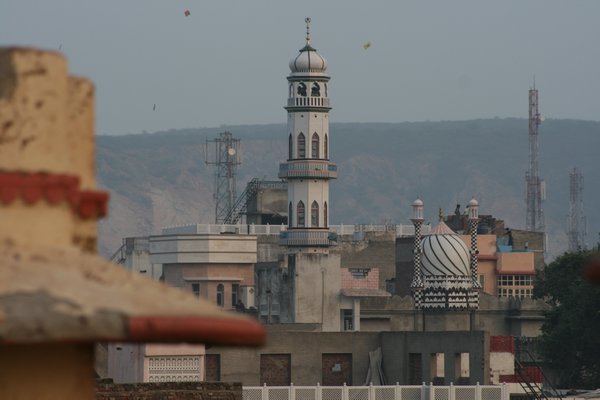 Kites around the Heaven Piercing Minaret, Jaipur