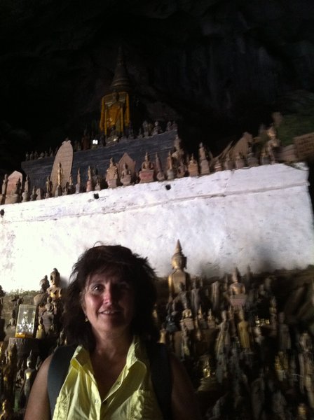 Fiona seeing many Buddhas
