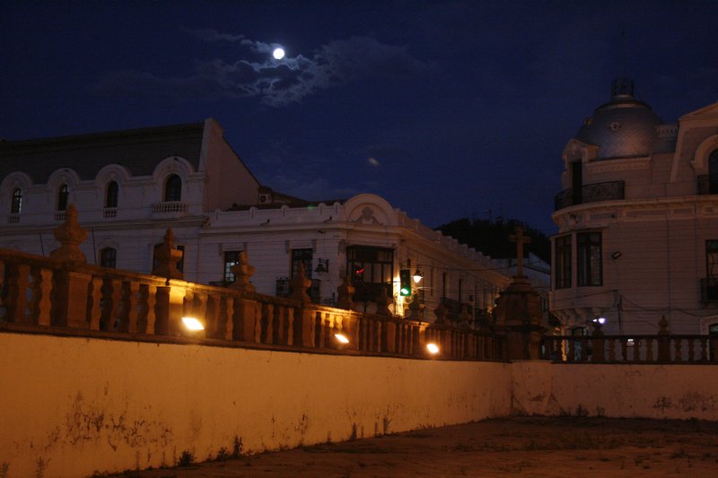 Full moon over Sucre