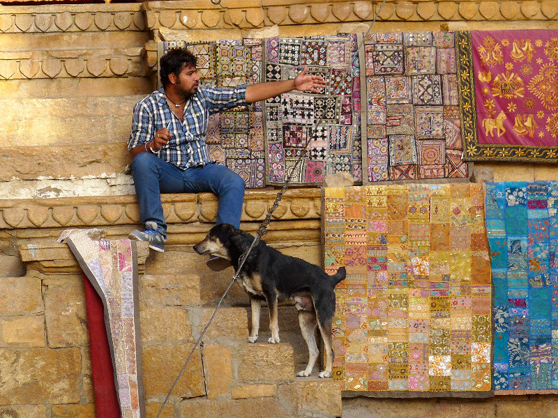 Trade on the steps of a temple within the fort