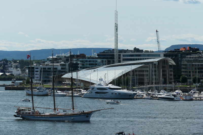 Oslo: Hafen mit Kunstmuseum