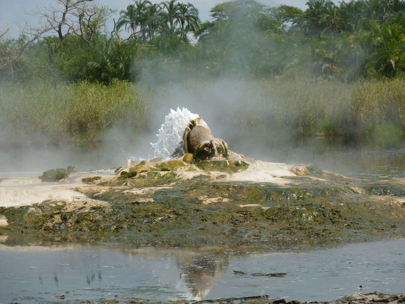 Heiße Quellen im Semliki-Nationalpark
