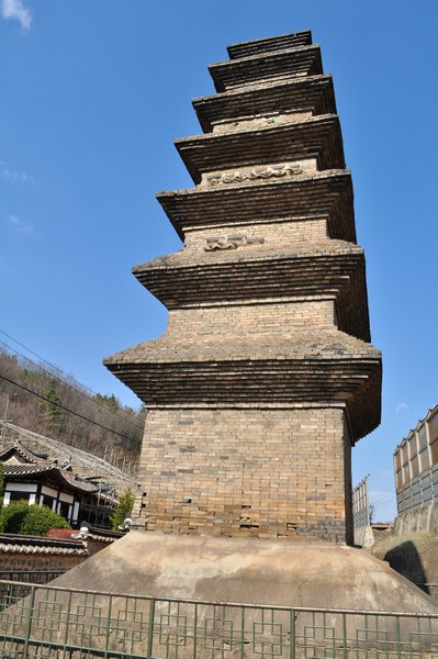 7-storey cement pagoda