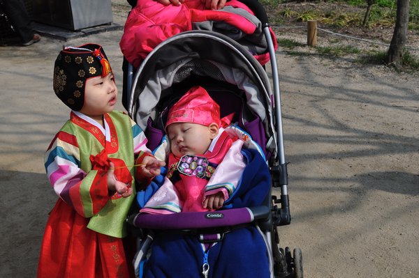 Children in Hanbok