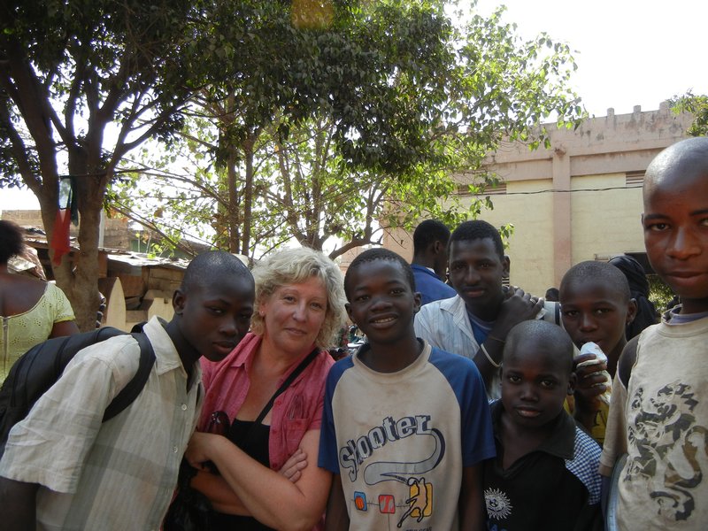 denise and kids in market bamako