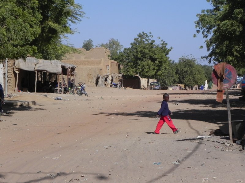 Street scene Niafunke, Mali