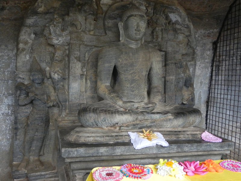 Gal Vihara - stone Buddha image