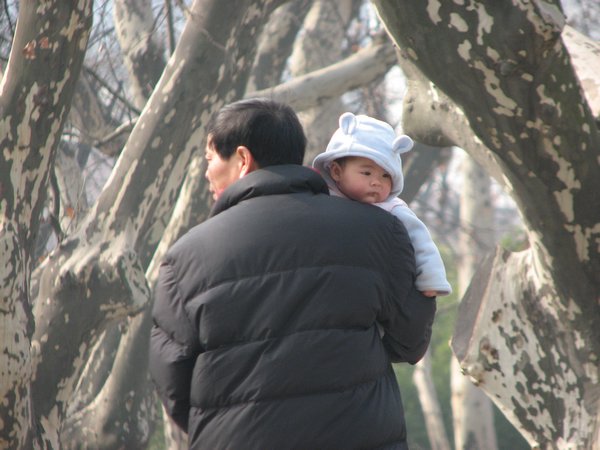 Shanghai - Baby in the Park
