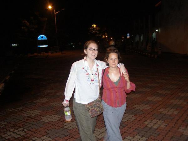 Tweedle Dumb & Tweedle Dumber: Strolling Melaka's Streets