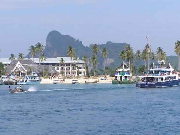 Ton Sai Bay Pier