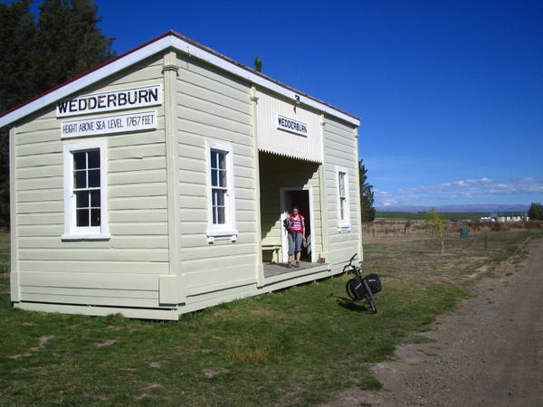 Wedderburn Station