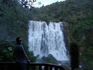 Marokpoa Falls