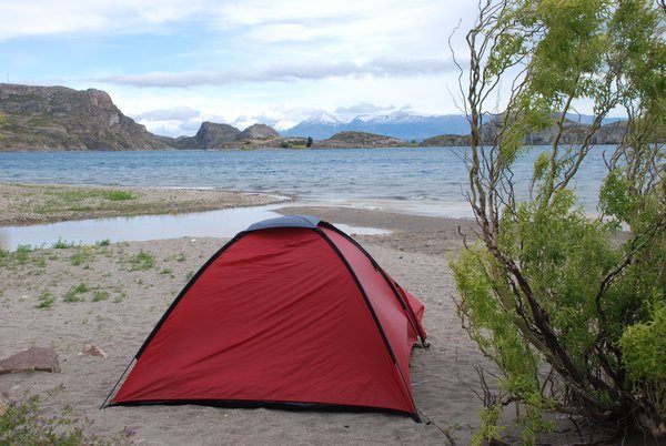 Camping on the shore of Carrera lake