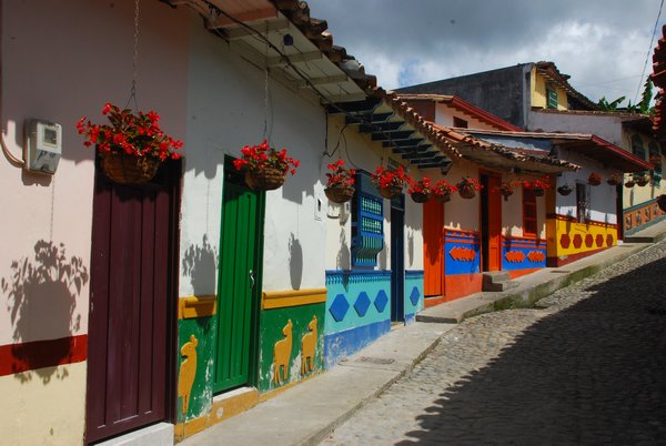 Guatape - Typical decorated houses