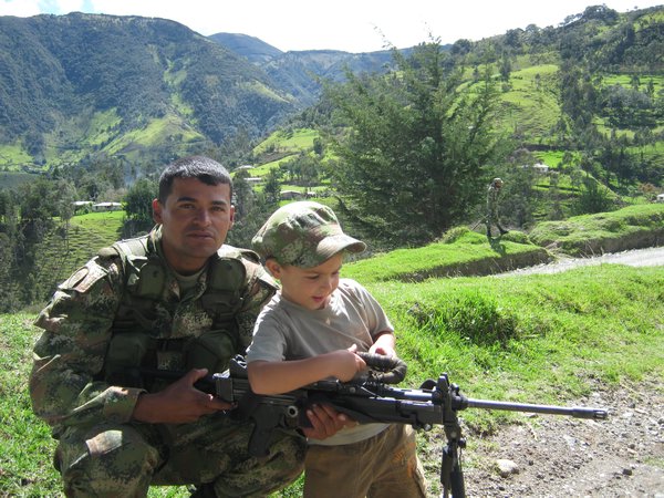 Shachar and a Colombian Soldier