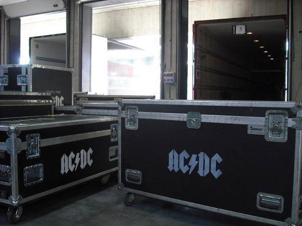 Loading for AC/DC tour