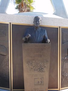 Kennedy statue