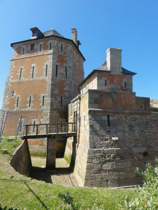 Vauban Castle (Fort)