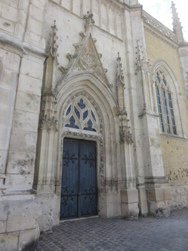 Saint-Eloi Church