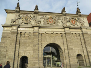 The Upland Gate has the Prussian, Polish and Gdansk coat of arms 