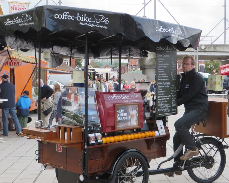 A Complete Coffee Shop on a Bike | Photo
