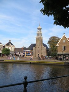 Lemmer Is a Lovely Town to Stop
