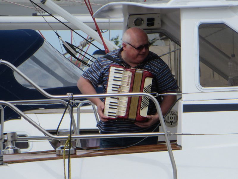 Free Entertainment on the Dock in Lelystad