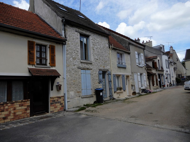 Mary-sur-Marne is a sleepy village on a Sunday
