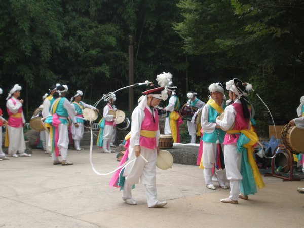 Korean performance in Insadong