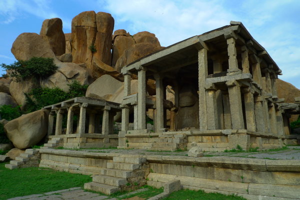 Playground of ruins - Hampi, Karnataka