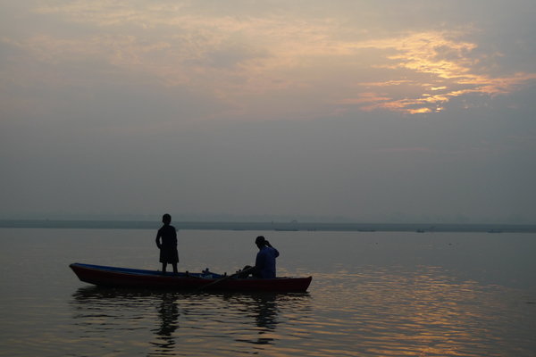 Early morning fishing trip - Varanasi