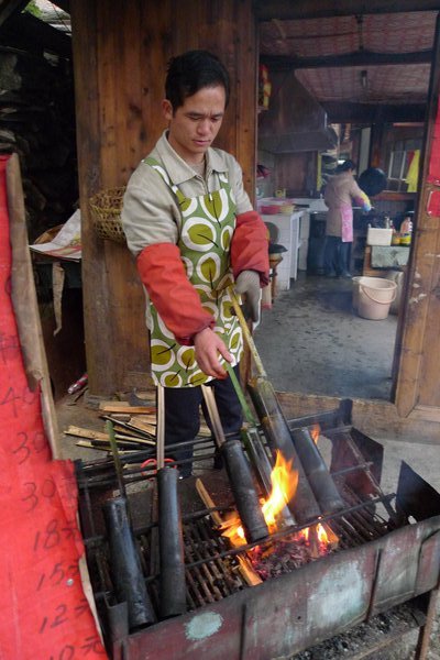Local bamboo cooking - Pingan