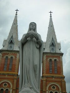 Statue of Our Lady - Notre Dame Cathedral