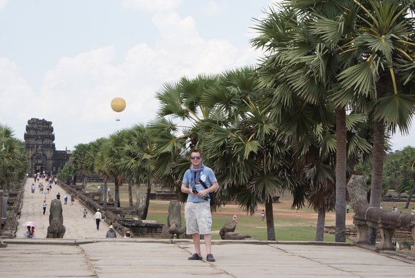 Balloon rides over Angkor