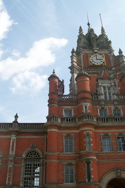 Royal Holloway - England