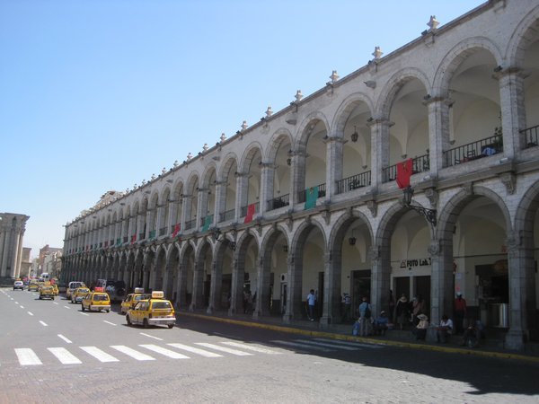 Arequipa Plaza 2