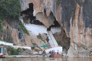 Entrance to Pak Ou Cave 
