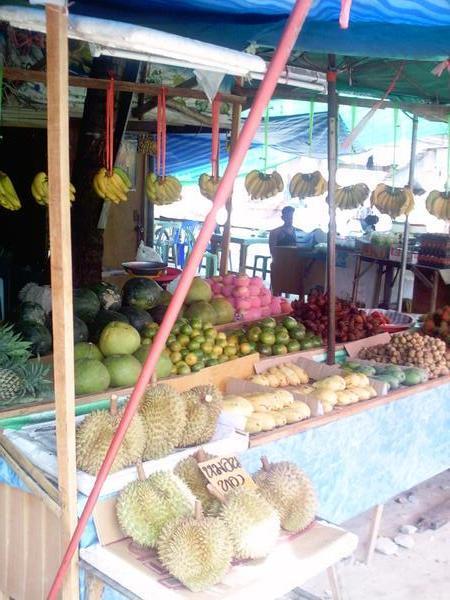Phi Phi fruit stall