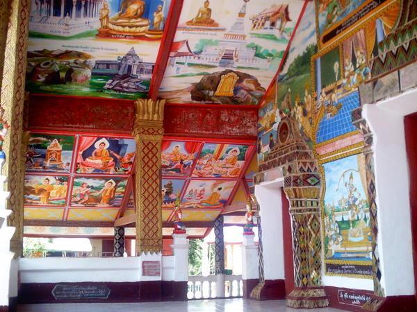 Wat Jom Khao Manilat 2