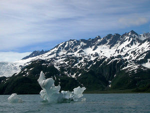 Icebergs and Mountains