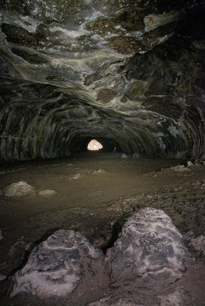 Subway Cave mini-volcanos