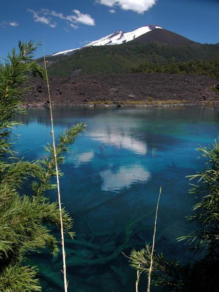 Lago Arco Iris, Volcan Llaima