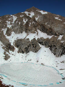 Upper Monarch Lake (3328 meters) and Sawtooth Peak (3857 meters)