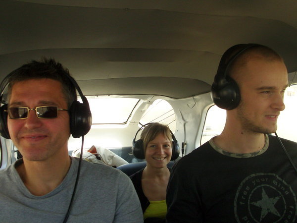 Nick og Trine i flyet
