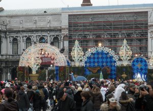 Chaos in Piazza San Marco 