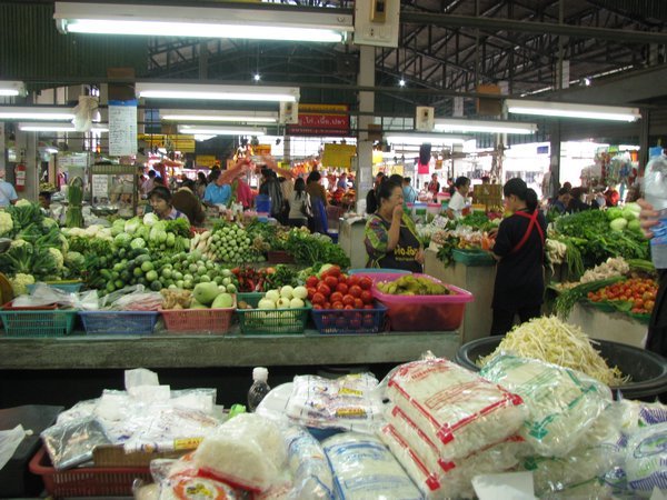 Fresh food market